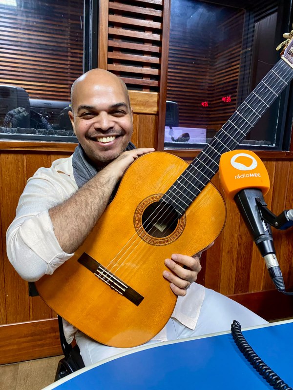 Marcel Powell comenta a importância do álbum "Os Afro-Sambas"